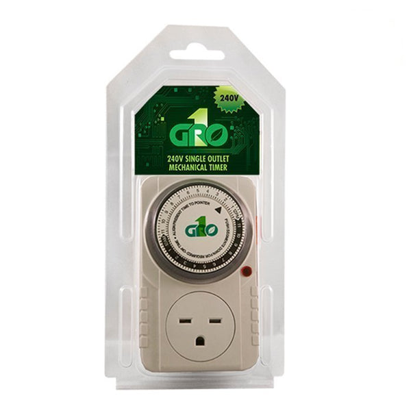 Growing Essentials 240v Single Outlet Mechanical Timer in packaging