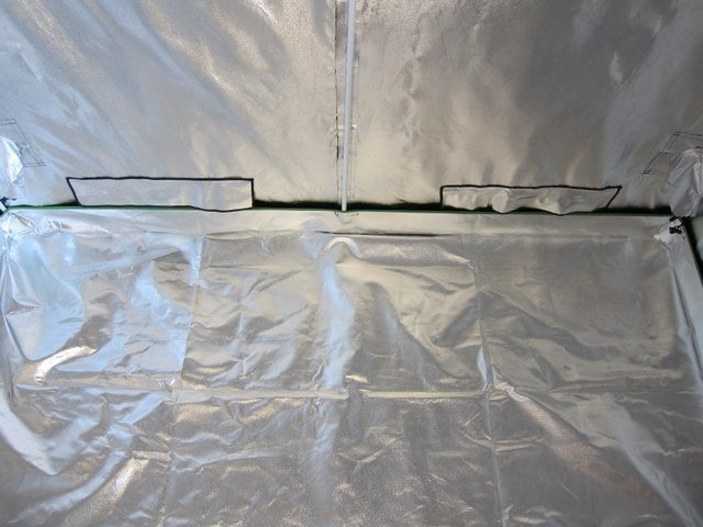 Yield Lab 96” x 48” x 78” Reflective Grow Tent tray